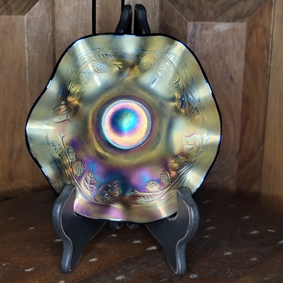 Fenton Carnival Glass Hat Bowl - Picture 8 of 13